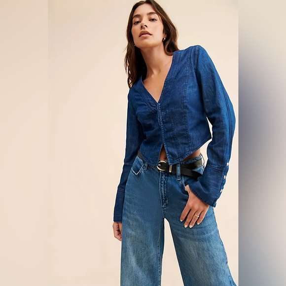 🎉LAST PIECE🎉 Free People Caroline Blouse Top Corset Long Sleeves Denim - Picture 2 of 8